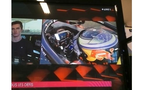 TELEVISEUR PLASMA 106CM 400HZ TNT HD (AVEC TELECOMMANDE)