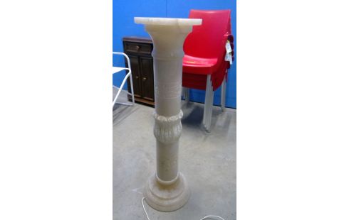 SÄULE ALABASTER BELEUCHTET