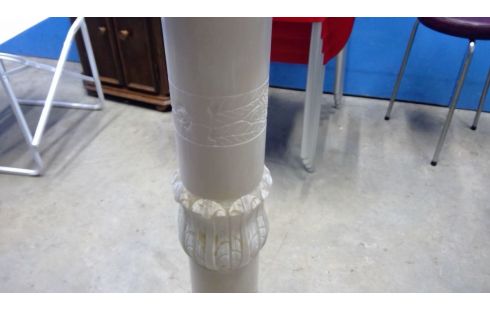 SÄULE ALABASTER BELEUCHTET