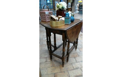 TABLE CHENE FONCE 2 ABATTANTS