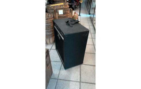 AMPLI GUITARE BASSE PEAVEY TKO 115 S