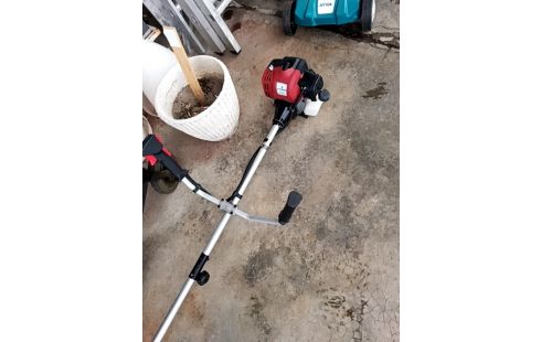 DEBROUSSAILLEUSE GREATLAND