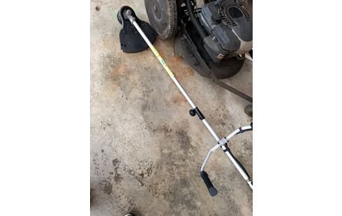 DEBROUSSAILLEUSE GREATLAND