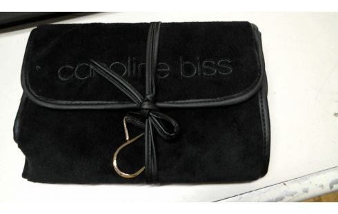 TROUSSE DE TOILETTE CAROLINE BISS