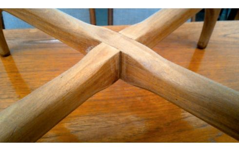 SALONTAFEL ROND VINTAGE TEAK GLAS STONEHILL