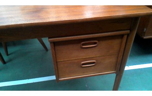 BUREAU VINTAGE 2 TIROIRS TECK