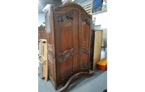 ARMOIRE