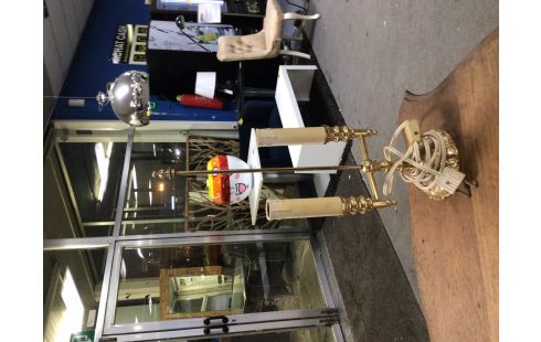 LAMPE D’APPOINT DORE