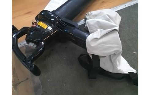 SOUFFLEUR ASPIRATEUR TORO