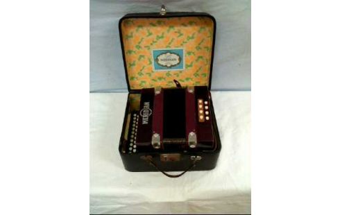 AKKORDEON <MERIDIAN> ROT MIT KOFFER ALT