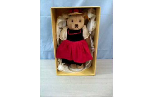 TEDDYBÄR <STEIFF> SCHWARZWALD TRACHT