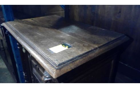 MEUBLE CHENE TETE DE LION