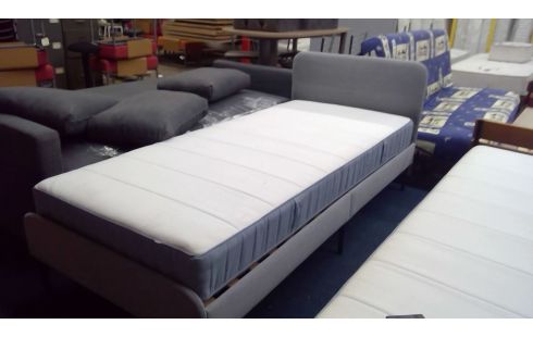 CAMA IKEA