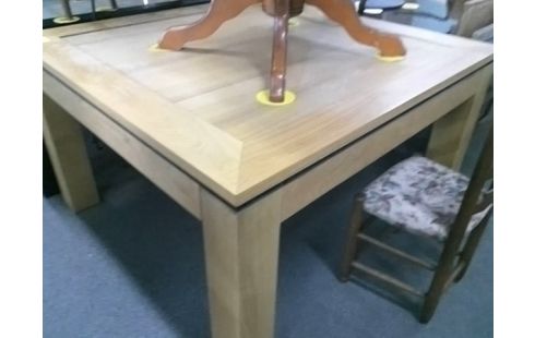 TABLE CARREE AVEC ALLONGE INTERIEURE 130X130