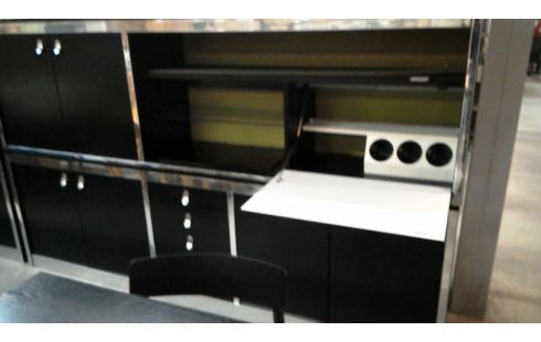 BAR IM VINTAGE-STIL SCHWARZ CHROM