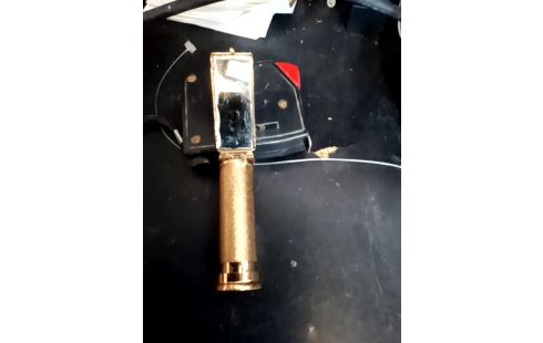 ETUI DE RANGEMENT ROUGE À LÈVRES