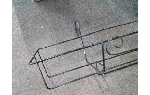 JARDINIERE A SUSPENDRE