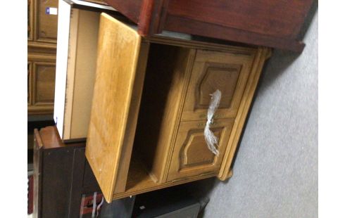 MEUBLE TV CHÊNE MOYEN 2P