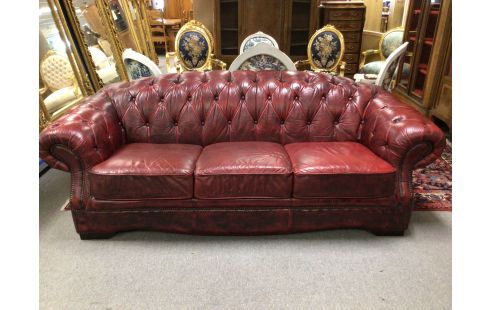 CANAPE CHESTERFIELD ROUGE