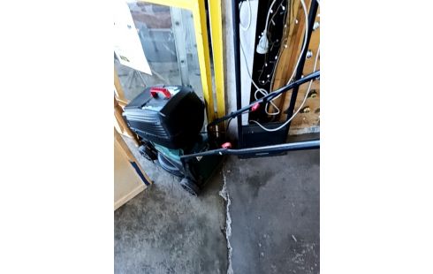 TONDEUSE ELECTRIQUE .