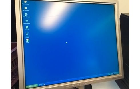 ORDINATEUR HP COMPAQ WINDOWS 2000 AVEC ECRAN