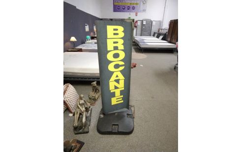 DECORATION ENSEIGNE BROCANTE