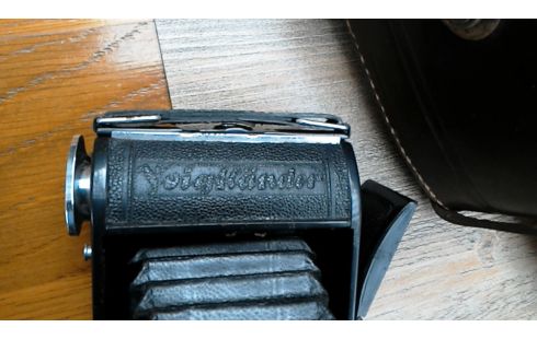 APPAREIL PHOTO SOUFFLE HOUSSE CUIR