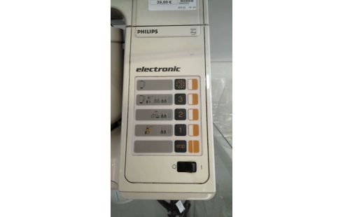 ROBOT MENAGER PHILIPS ET ACCESSOIRES