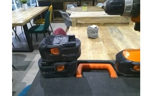 VISSEUSE ELECTRIQUE AEG