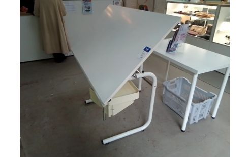 BUREAU DESIGN BIEFFEPLAST PAR JOE COLOMBO