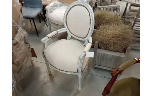 FAUTEUIL LIN BLANC ET PATINE
