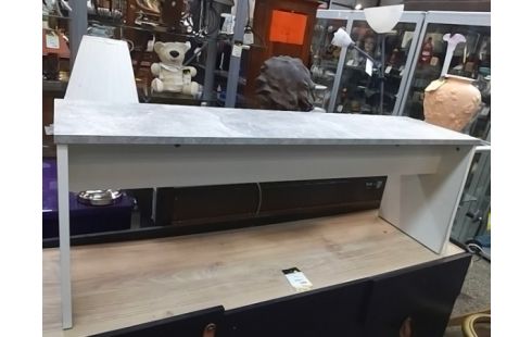 MEUBLE BAS BLANC ET GRIS