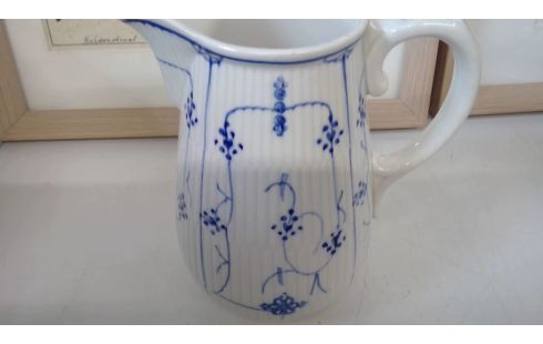 MELKKANNETJE ROYAL COPENHAGEN  SARGUEMINES