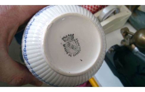 MELKKANNETJE ROYAL COPENHAGEN  SARGUEMINES