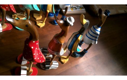 STATUE, , ENTE KLEINES MODELL TEAKHOLZ DAS STÜCK