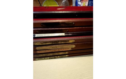 SUPPORT BOIS SCÈNE SOLDATS PLOMB