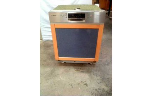 EINBAU-SPÜLMASCHINE <BOSCH> TYPE: SD6P1B