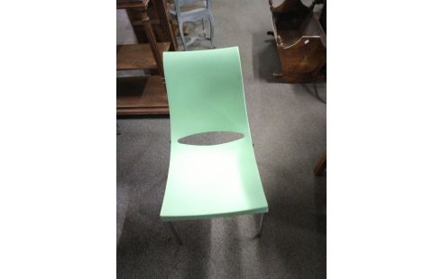 CHAISE DE REUNION CHIACCHIERA TEINTE VERTE