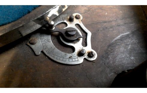 GRAMOFON ANTIK ZU RESTAURIEREN