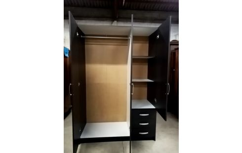 ARMOIRE MODERNE 3 PORTES