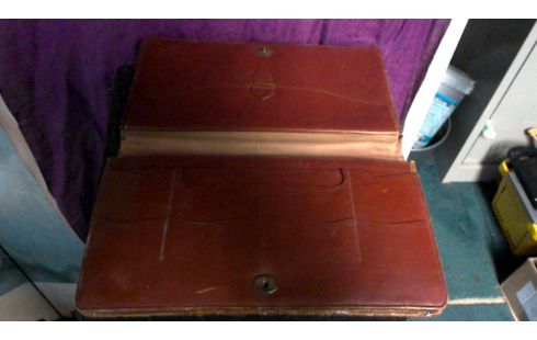 SOIRETASJE ANTIEK CROCCO