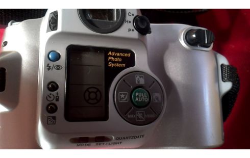 CÁMARA DE FOTOS OLYMPUS