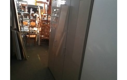 ARMOIRE 3 PORTES ESTRA