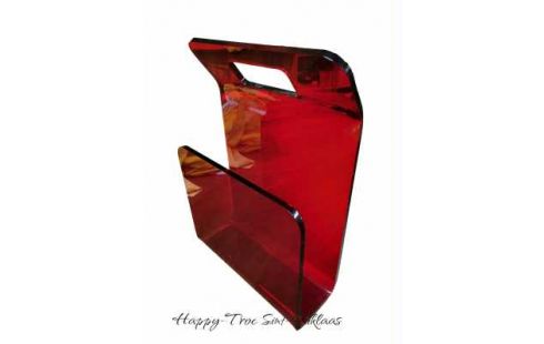 KRANTENBAK ROOD PLEXIGLAS DESIGN