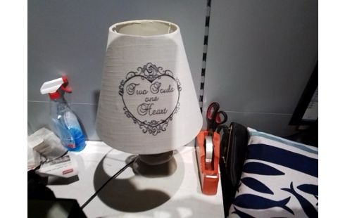 LAMPE DECO GALET ABAT JOUR BLANC