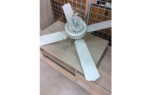 VENTILATEUR DE PLAFOND