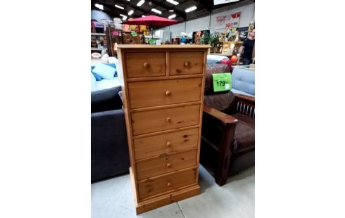 CHIFFONNIER PIN MASSIF