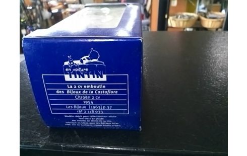TINTIN LA 2CV EMBOUTIE DES BIJOUX DE LA CASTAFIORE
