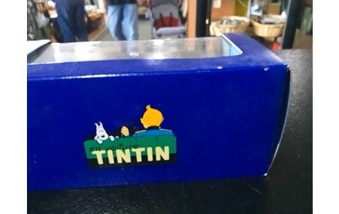 MINIATURE TINTIN LA JEEP ROUGE DE LA COUVERTURE DE AU PAYS DE L OR NOIR