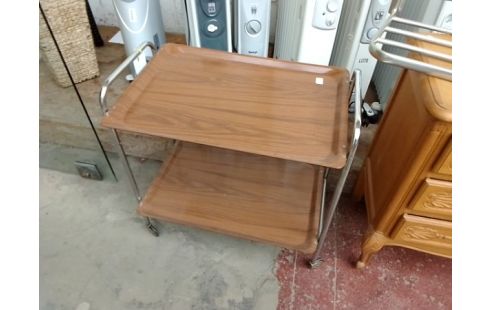 TABLE DE MALADE S/ROULETTES